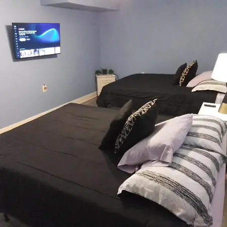 Cozy 2-bedroom Unit In Beautiful With Wifi, Ac * New Orleans