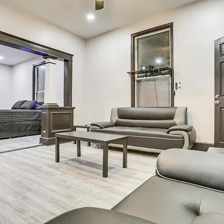 2 Mi To Bourbon St: Walkable Nola Duplex Holiday home *