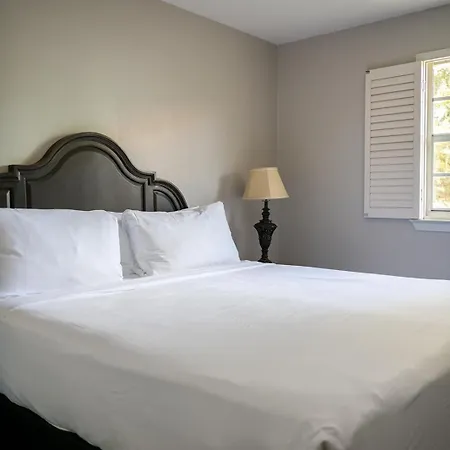 French Quarter Hotel