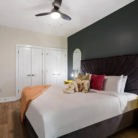 Apartment French Quarter Splendor: 4br Luxury *