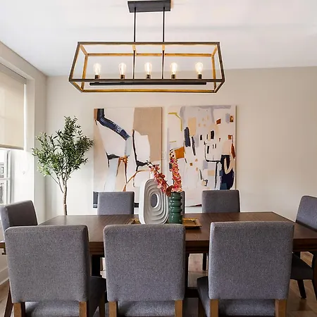 French Quarter Splendor: 4br Luxury
