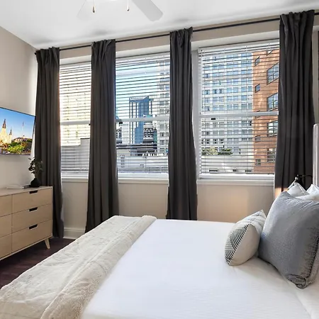 Spacious Modern Near French Quarter * New Orleans