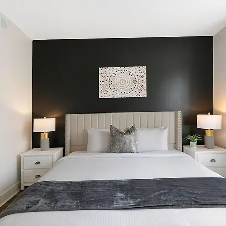 Festive 4br In The Heart Of Nola New Orleans