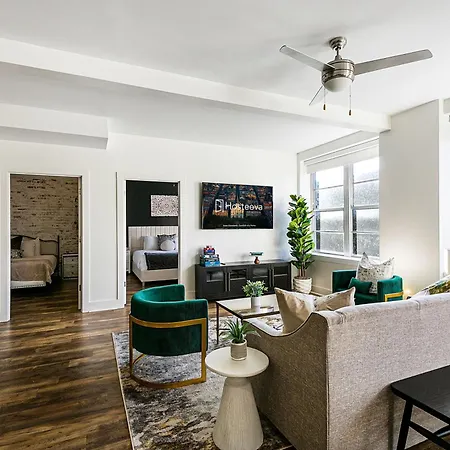 Festive 4br In The Heart Of Nola * New Orleans