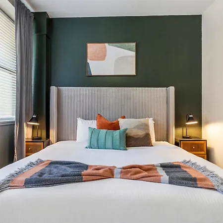 Spacious Modern Near French Quarter * New Orleans