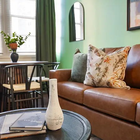 Spacious Modern Near French Quarter New Orleans