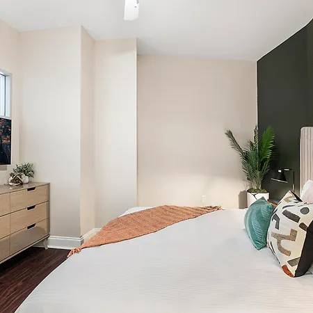 Apartment Spacious Modern Near French Quarter *