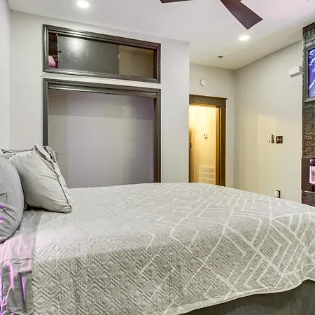 2 Mi To Bourbon St: Walkable Nola Duplex *