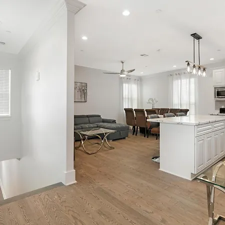New 3-bed Luxury House New Orleans