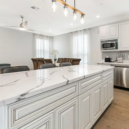 New 3-bed Luxury House
