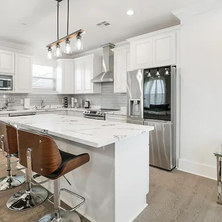 New 3-bed Luxury House Holiday home New Orleans