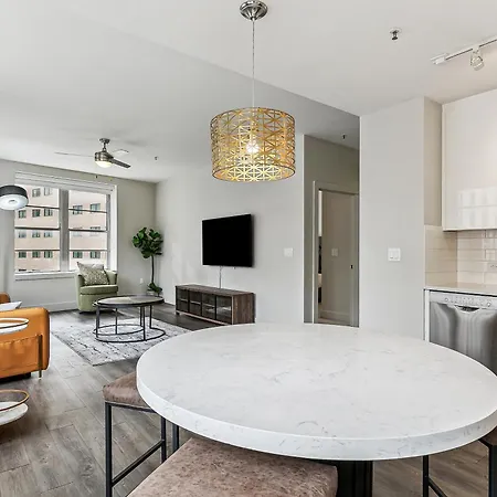 Apartment Upscale And Penthouses Close To Canal And Bourbon St New Orleans
