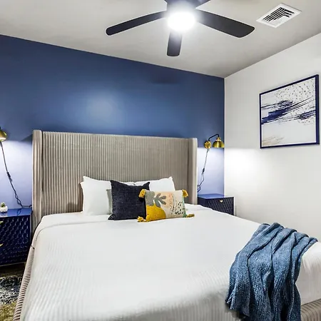 The Pelican By Hosteeva Apartment *