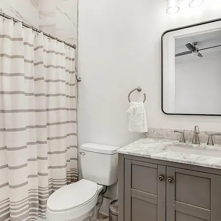 New 4 Bed Luxury House W/private Heated Pool * New Orleans