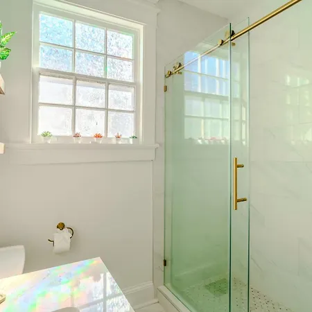 Serene 4 Bedroom Near French Quarter With Wi-fi And Parking * New Orleans