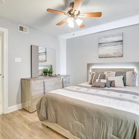 Apartment With Pool, 7 Mi To French Quarters *