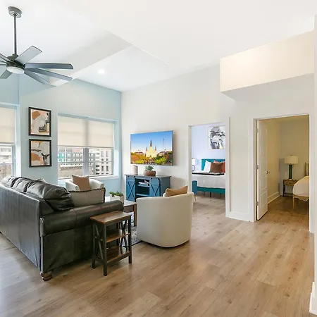Apartment Amazing 4bed Steps From French Quarter *