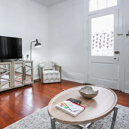 Updated Bourbon Street W/ Smart Tvs! Apartment *