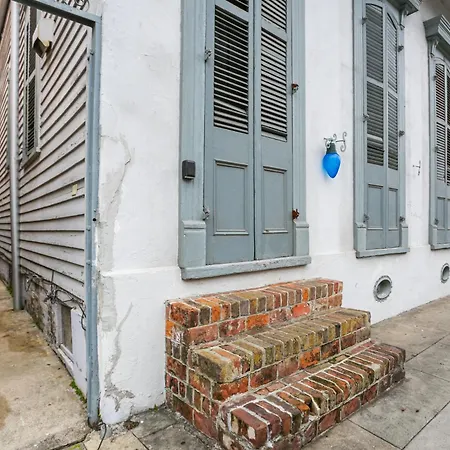 Updated Bourbon Street W/ Smart Tvs! * New Orleans