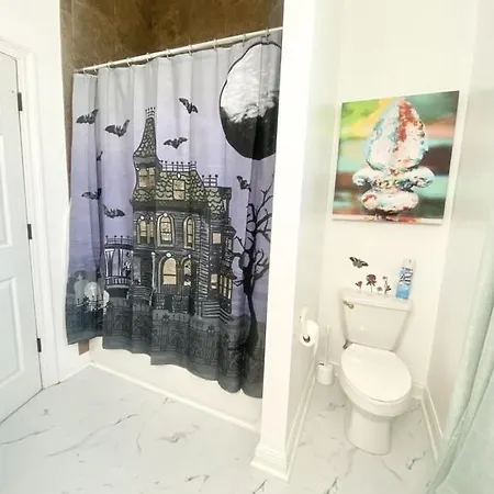 Midcity Town Apartment *