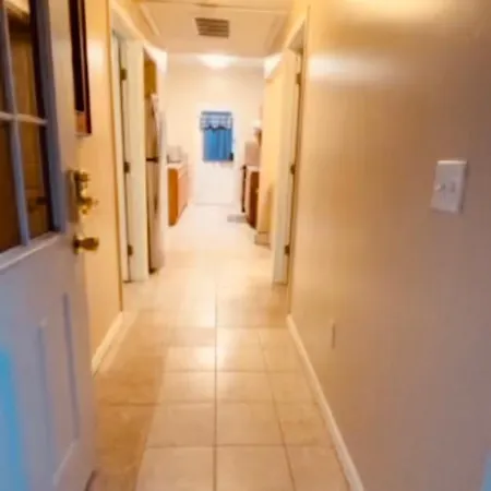Apartment Cozy 3bdr 2bth 1st Floor Unit *
