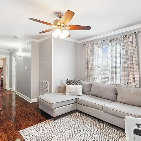 Amazing 3bedroom Townhome, In Historic Dryade *