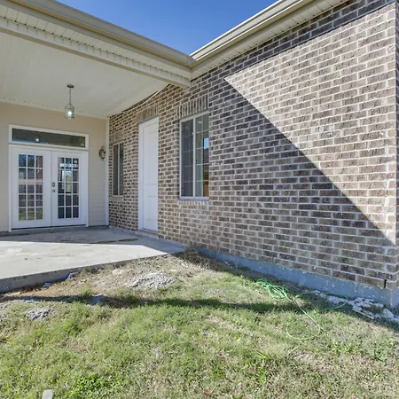 Holiday home Easy Dtwn Nola Commute! Elegant W/ Yard