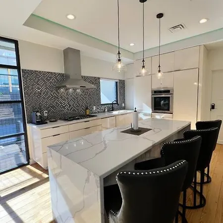 Apartment Carnival - Luxury Apt In Nola *