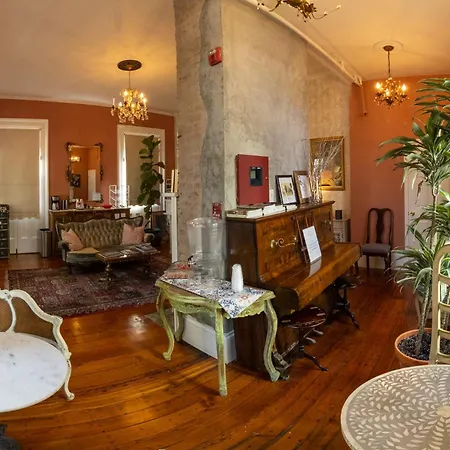 Rathbone Mansions Hotel 3*