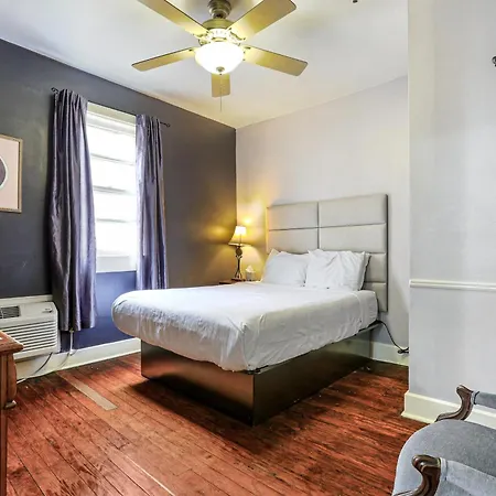Rathbone Mansions 3* New Orleans