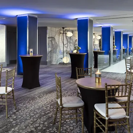 Le Meridien Hotel New Orleans