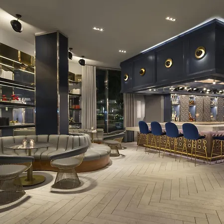 Hotel Le Meridien New Orleans