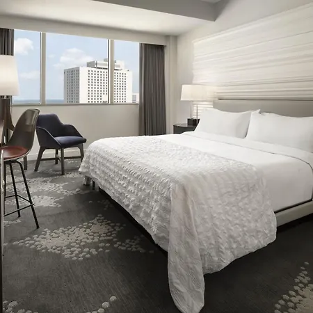 Le Meridien Hotel New Orleans