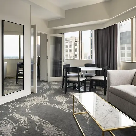 Le Meridien 4*