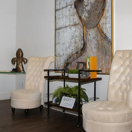 Serenity In The Marigny 4*