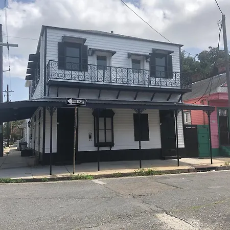 Serenity In The Marigny Bed & Breakfast New Orleans