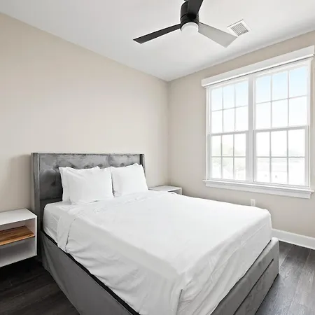 Bywater Aparthotel