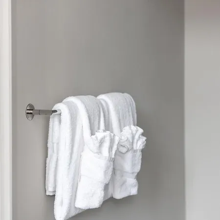 Aparthotel Bywater 3*