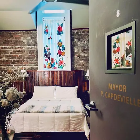 Bed & Breakfast At The Old Jail New Orleans