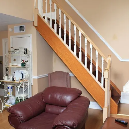 Guest house Esplanade Mansion 3*