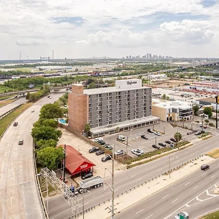 The Highrise Nola Apartment