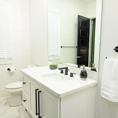 Mid-city Magic 4 Apartment New Orleans