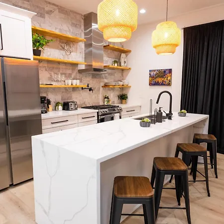 Apartment Mid-city Magic 4