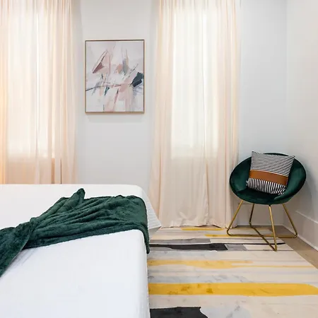 Apartment Mid-city Magic 4 *