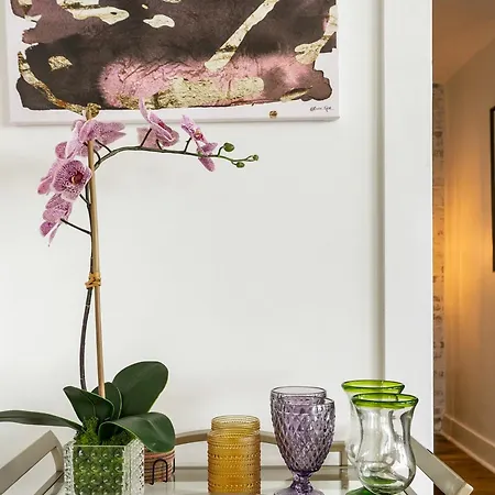 Apartment Festive 4br In The Heart Of Nola New Orleans
