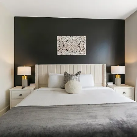 Apartment Festive 4br In The Heart Of Nola New Orleans