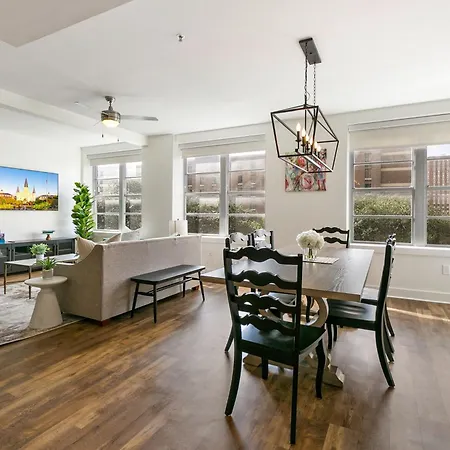 Apartment Festive 4br In The Heart Of Nola *