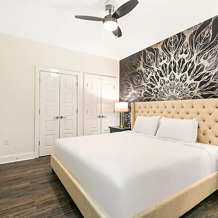 Gorgeous 4br Luxury Steps To French Quarter *