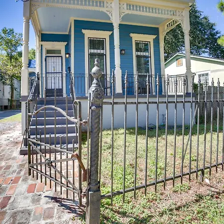 Holiday home 2 Mi To French Quarter: Walkable Nola *