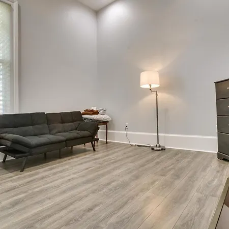2 Mi To French Quarter: Walkable Nola Holiday home New Orleans